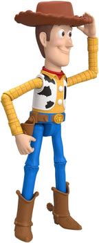 Boneco Woody Toy Story Disney Pixar Mattel. Com aprox. 18 cm e articulações móveis. Ideal para aventuras da nova geração. Para crianças a partir de 3 anos.